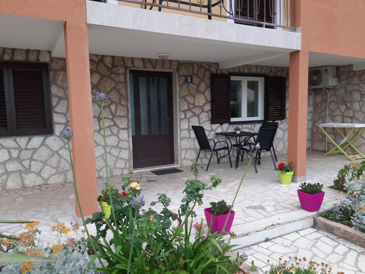 Apartmani Ana Cres Exterior foto